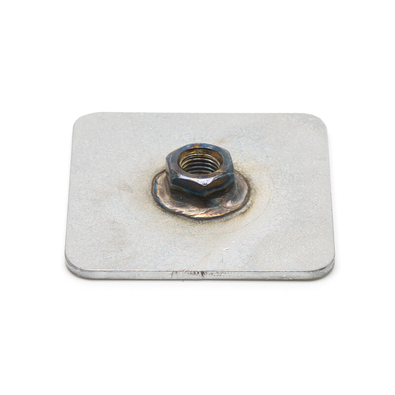 Plaque à Souder + Ecrou pour Fixation d'Oeillets à Harnais