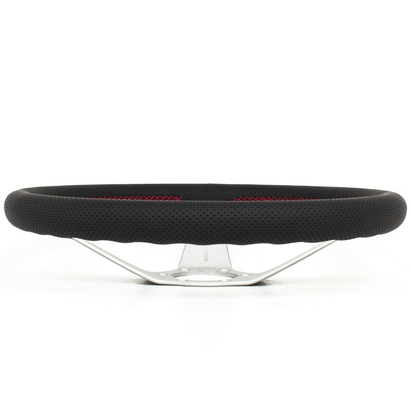 Volant Nardi Deep Corn Ø35, Cuir Noir Perforé, Branches Alu, Coutures Rouges, Tulipé 75 mm