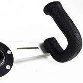 Volant Nardi 2Spokes, Cuir Noir Perforé, Branches Alu, Coutures Noires
