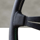 Volant Nardi Deep Corn Ø33, Cuir Noir Perforé, Branches Noires, Coutures Italia Segmentées, Tulipé 50 mm