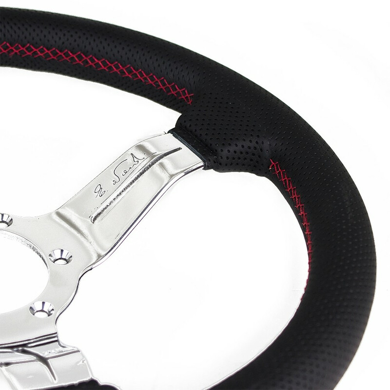 Volant Nardi Deep Corn Ø33, Cuir Noir Perforé, Branches Chromées, Coutures Rouges, Tulipé 50 mm
