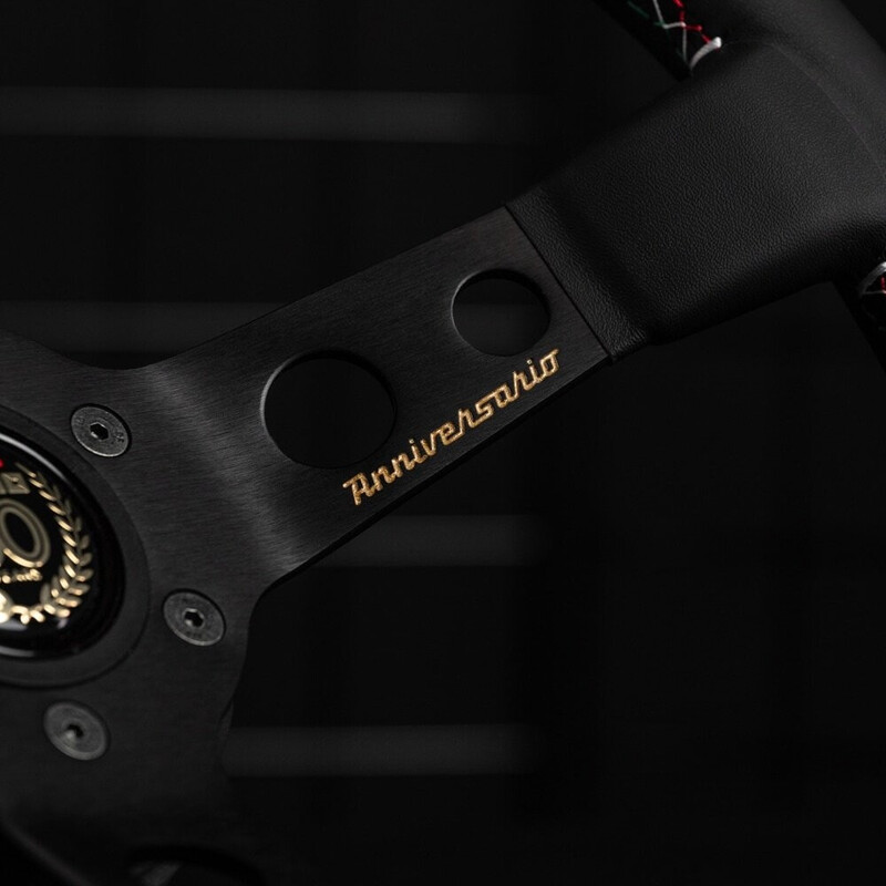 Volant Momo Mod. 07 Anniversario - 35 cm