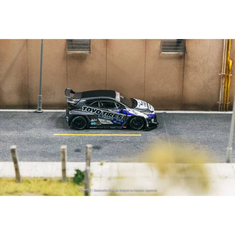 Tarmac Works 1/64 - Pandem Toyota Yaris | Toyo Tires