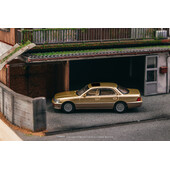 Tarmac Works 1/64 - Lexus LS400 | Champagne Beige Metallic