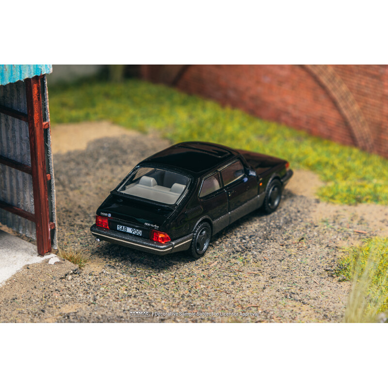 Tarmac Works 1/64 - Saab 900 Turbo - Black