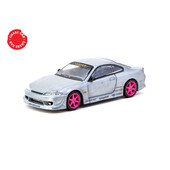 Tarmac Works 1/64 - VERTEX Nissan Silvia (S15), Rose Métallisé