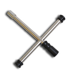 Clé en Croix (19mm) Longue pour Jantes à Déport 