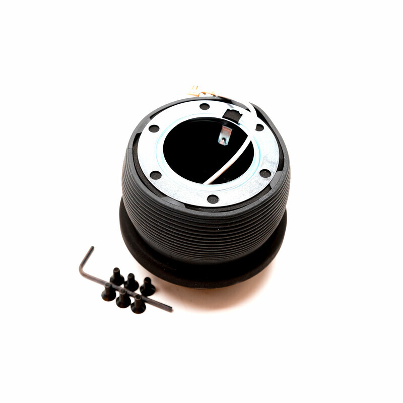 Moyeu de Volant Sparco pour Nissan Cherry (82-86)